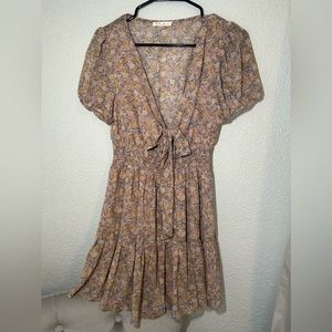 Blush neutral, color women’s dress size M